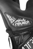 Reusch Attrakt Infinity NC 5470725 7700 black 3